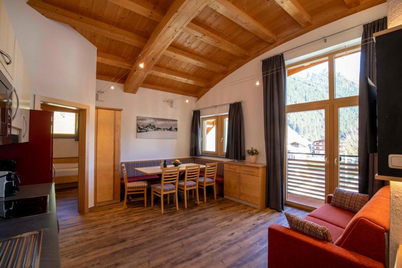Kirchwirt Appartements Ischgl Eksteriør bilde